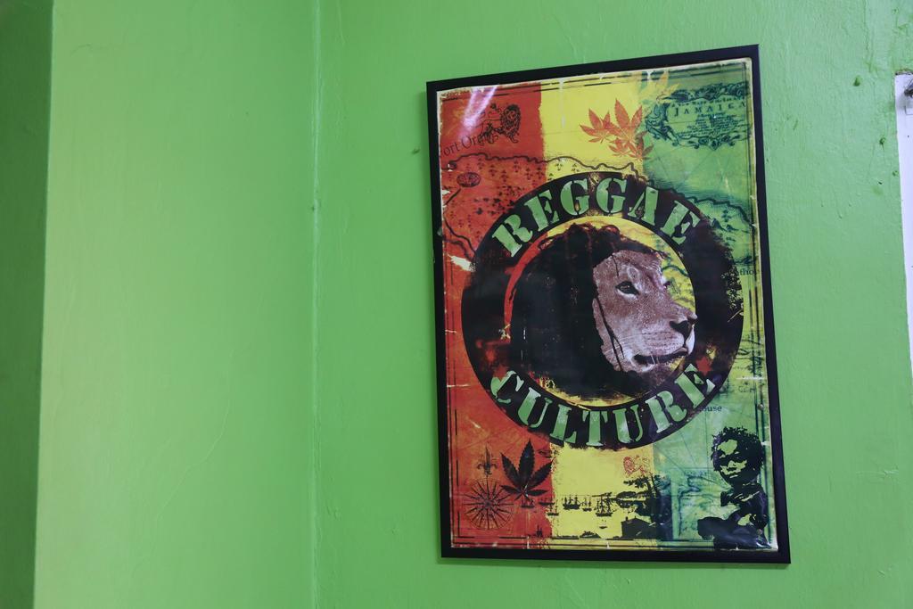 Reggae Hostel Kingston Exterior photo