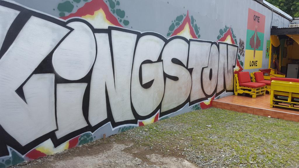 Reggae Hostel Kingston Exterior photo